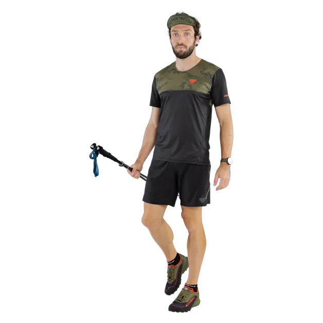 Trail Graphic Shirt Men on_body image