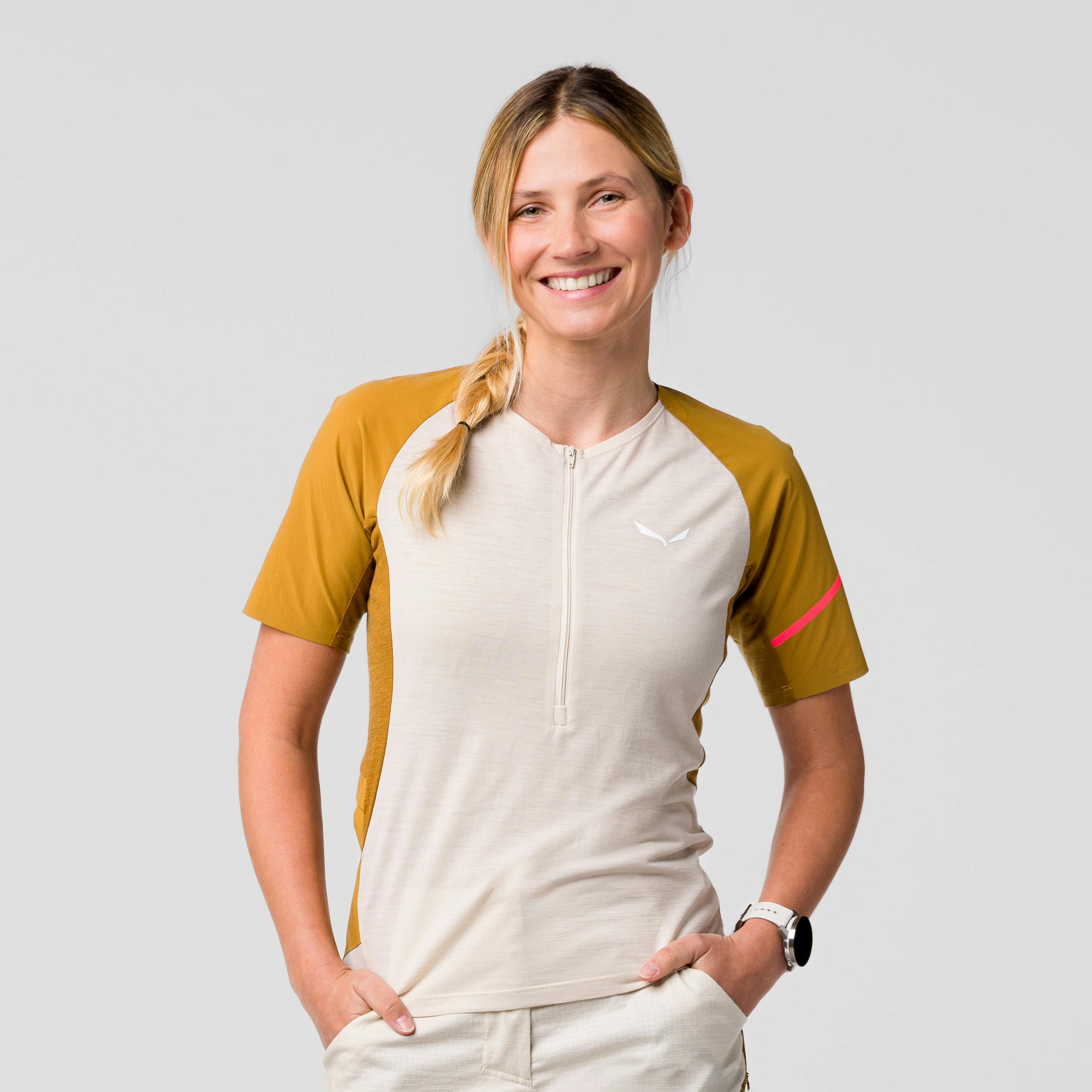 Vento Merino Demi Zippé T-Shirt Femme hover image