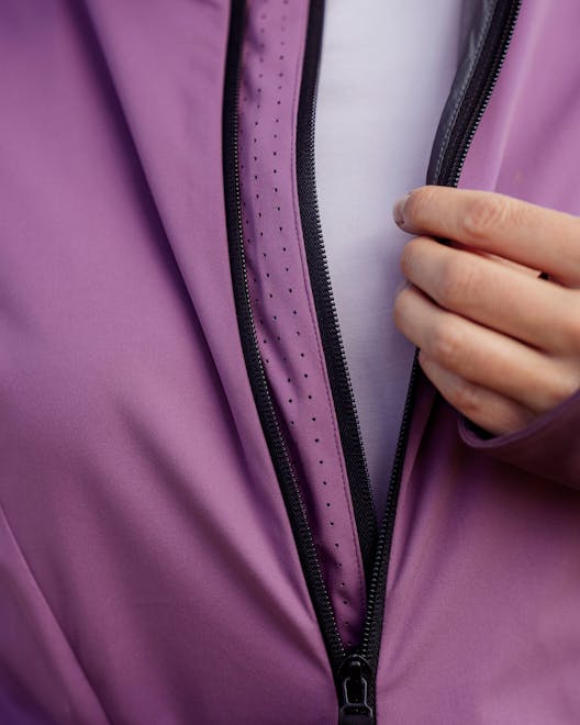 Eliana Giacca Antivento Ibrida tech_detail image