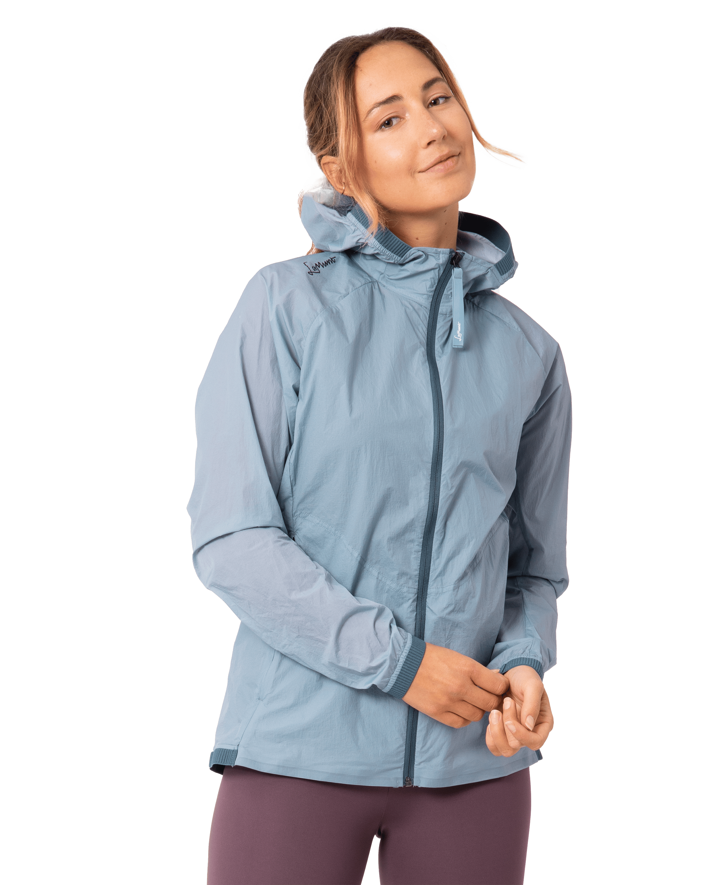 Marina Windjacke still image