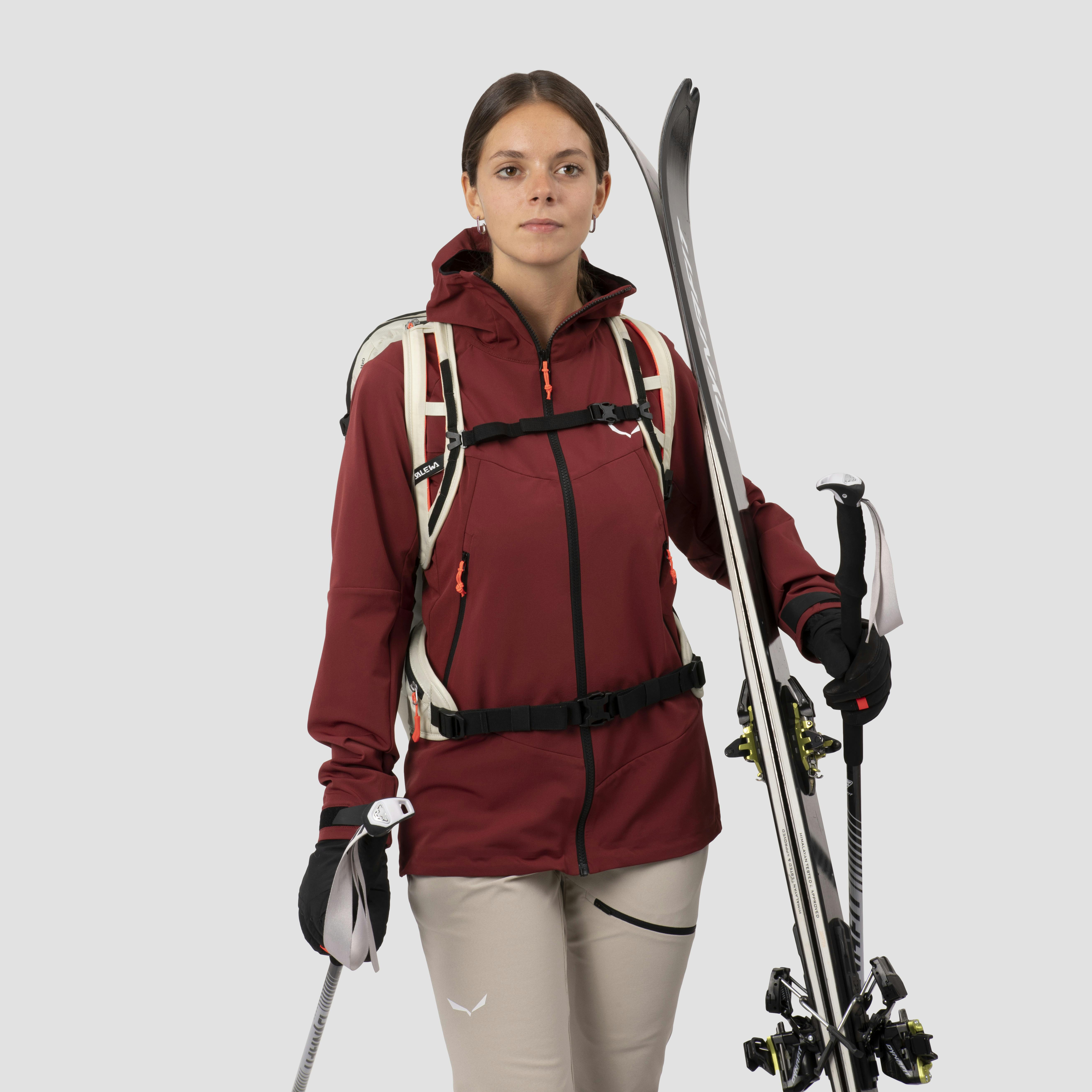 Sella 24L Rucksack Damen on_body image