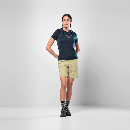 Eagle Poem Dry'Ton T-Shirt Damen on_body image