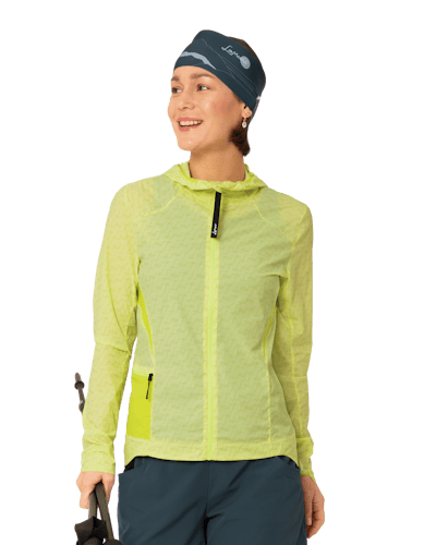 Manuela Windjacke still image