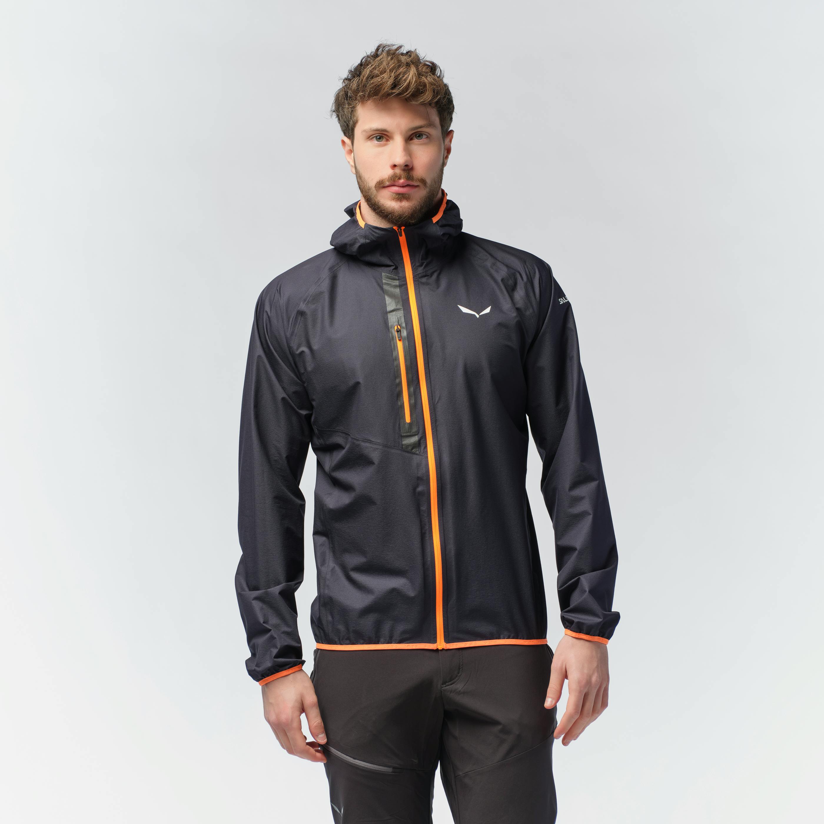Puez Light Powertex Hardshell Men's Jacket on_body image
