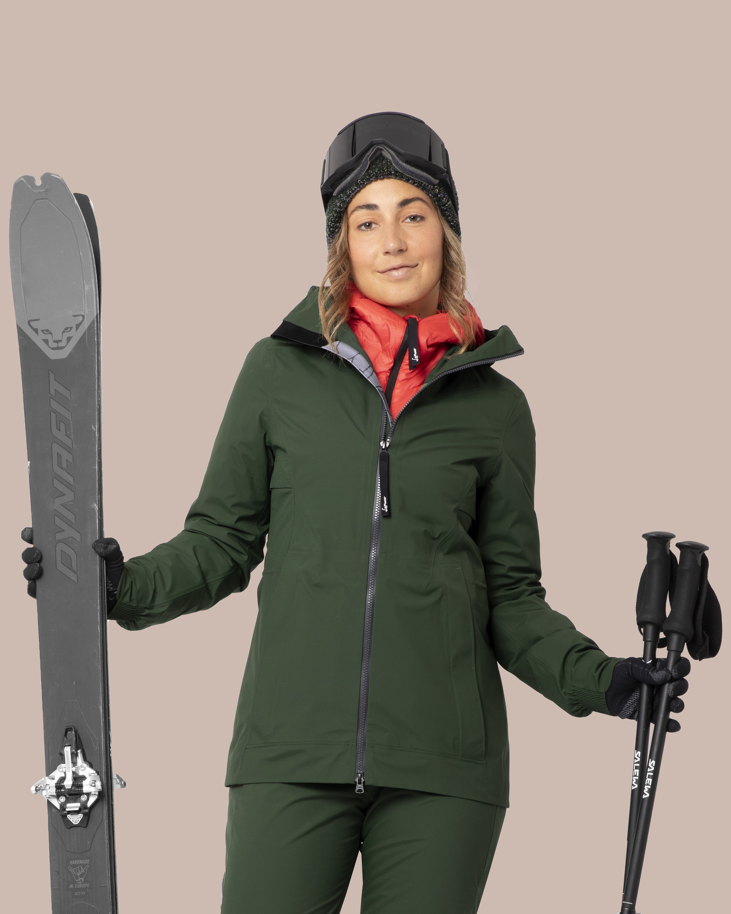 Premium mountain hybrid jackets for women | LaMunt® International