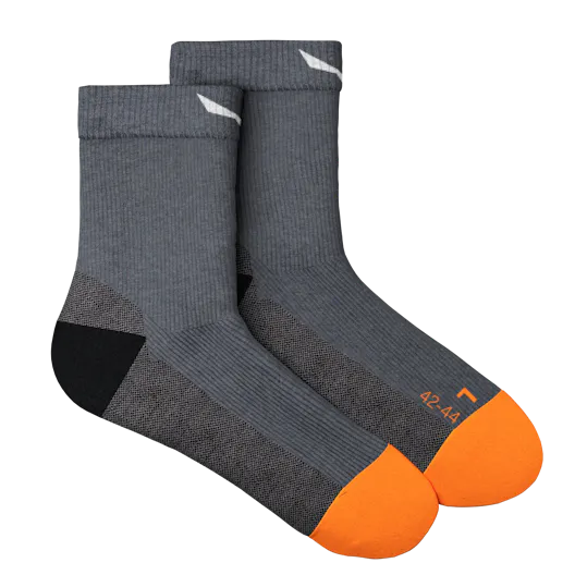 Mountain Trainer Merino Quarter Socks Men still image