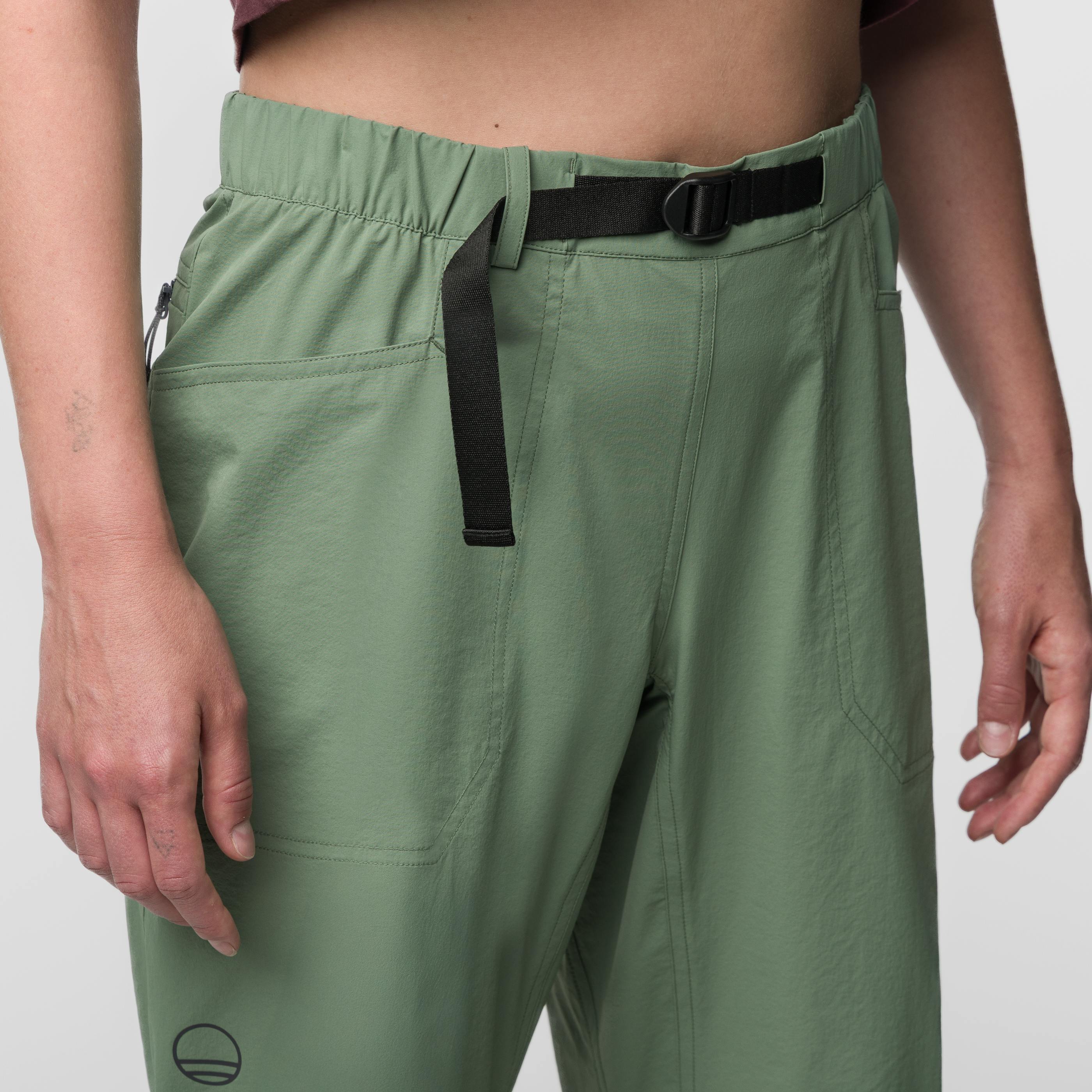 Movement 2 Woman Pant  on_body image