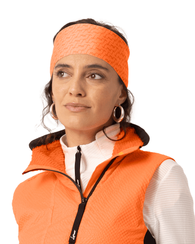 Martha Arty Stirnband still image