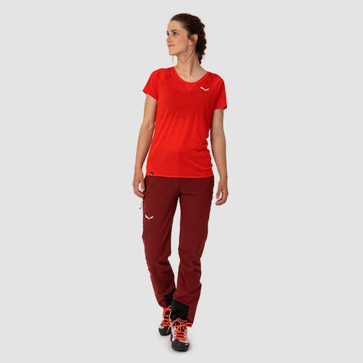 Agner Merino T-Shirt Women on_body image
