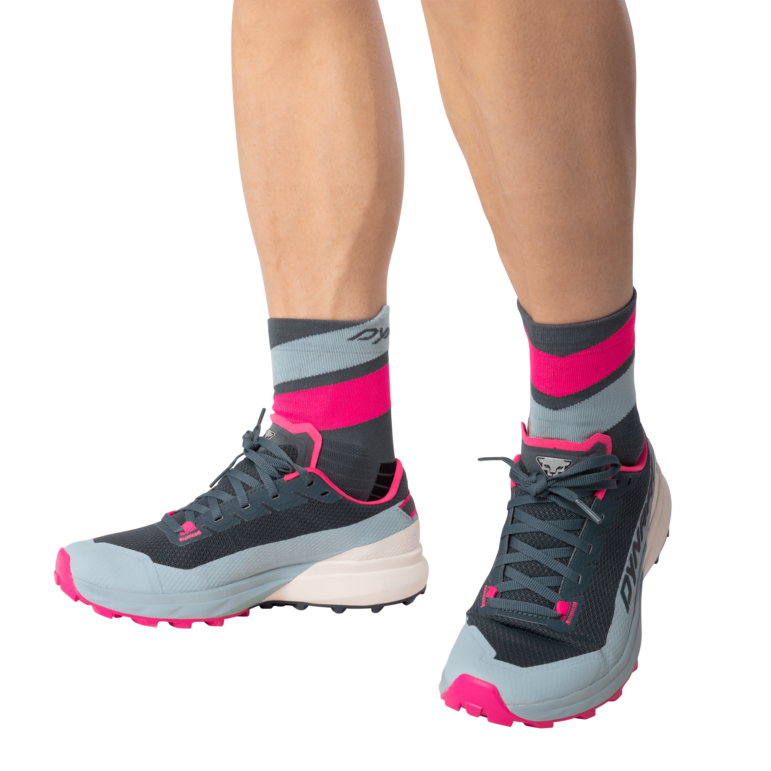 Chaussure running Ultra GTX femmes on_body image