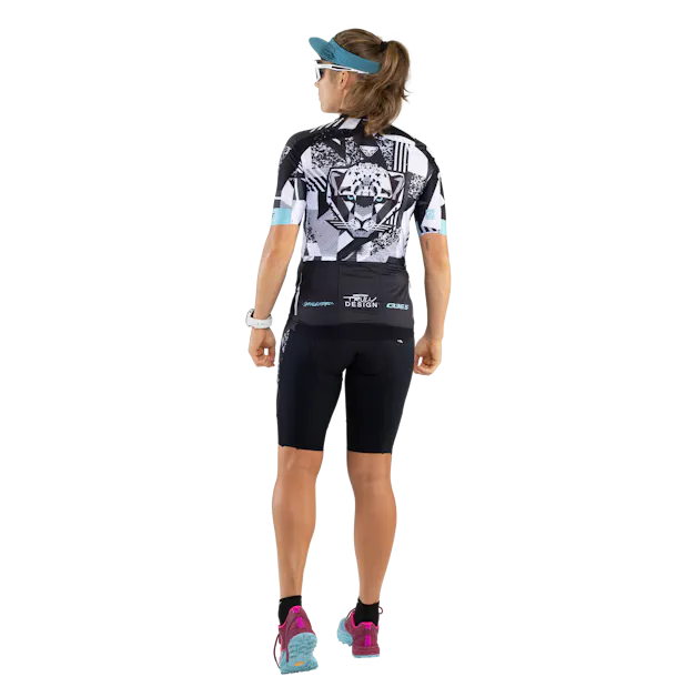 Maglia a maniche corte Snow Leopard Full Zip donna on_body image