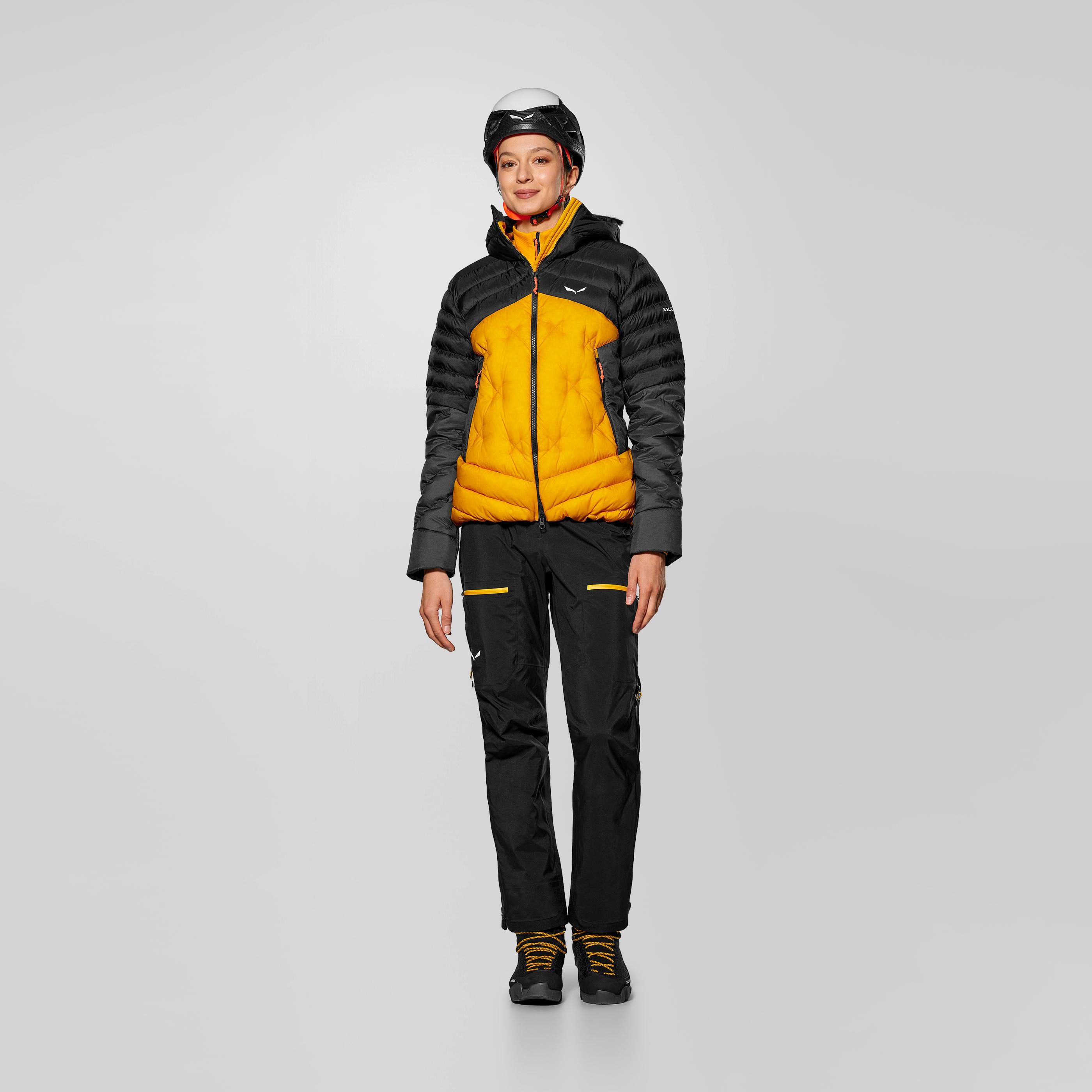 Ortles Medium 4 RDS Down Veste Femme on_body image