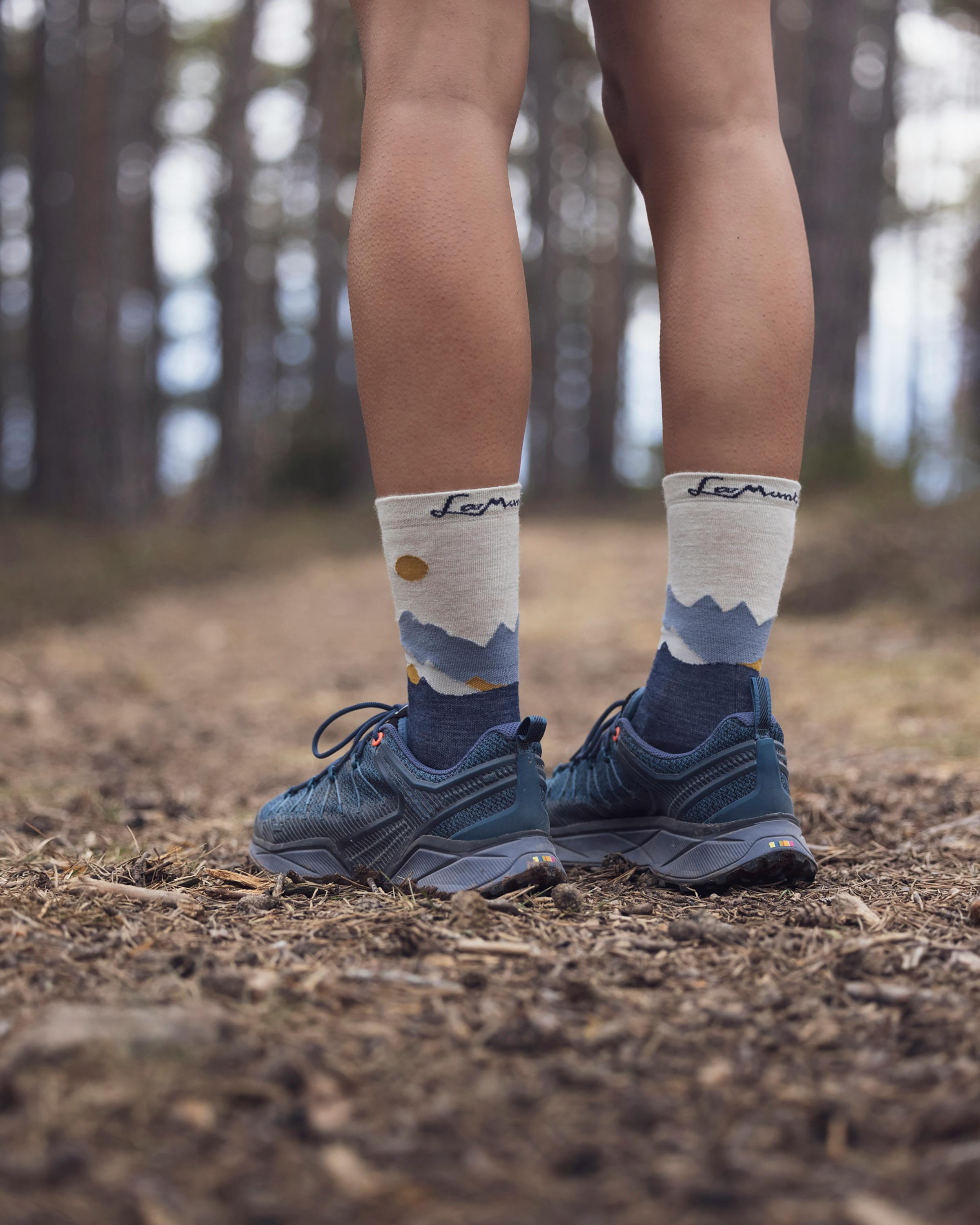 Martha Illustration Socke action_shot image