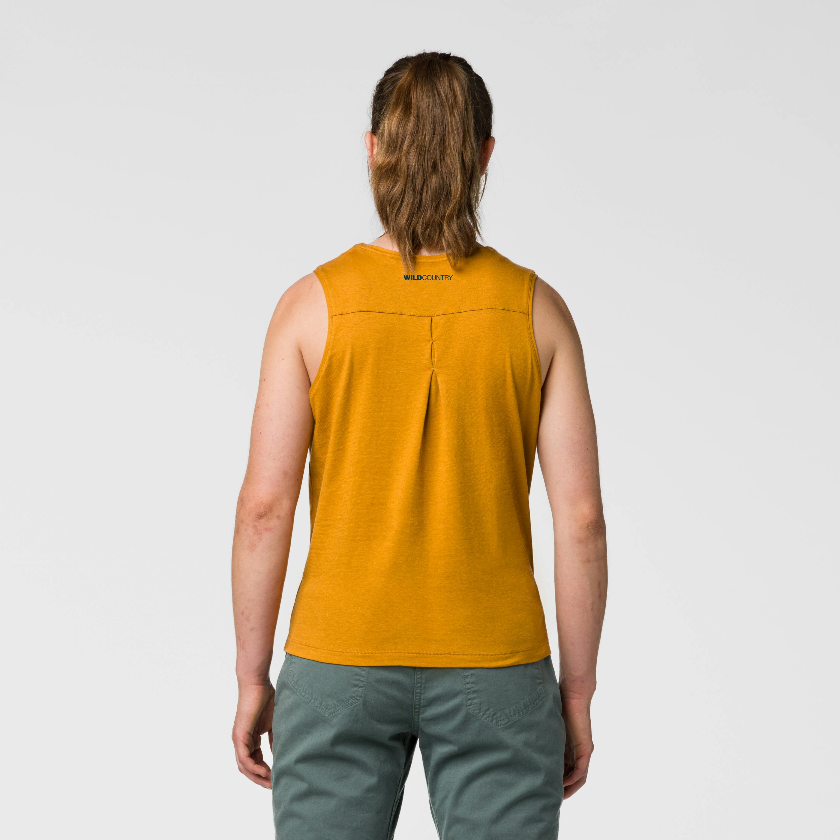 Movement Canotta Donna on_body image