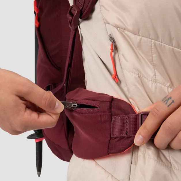 Mountain Trainer 2 22L Backpack Women tech_detail image