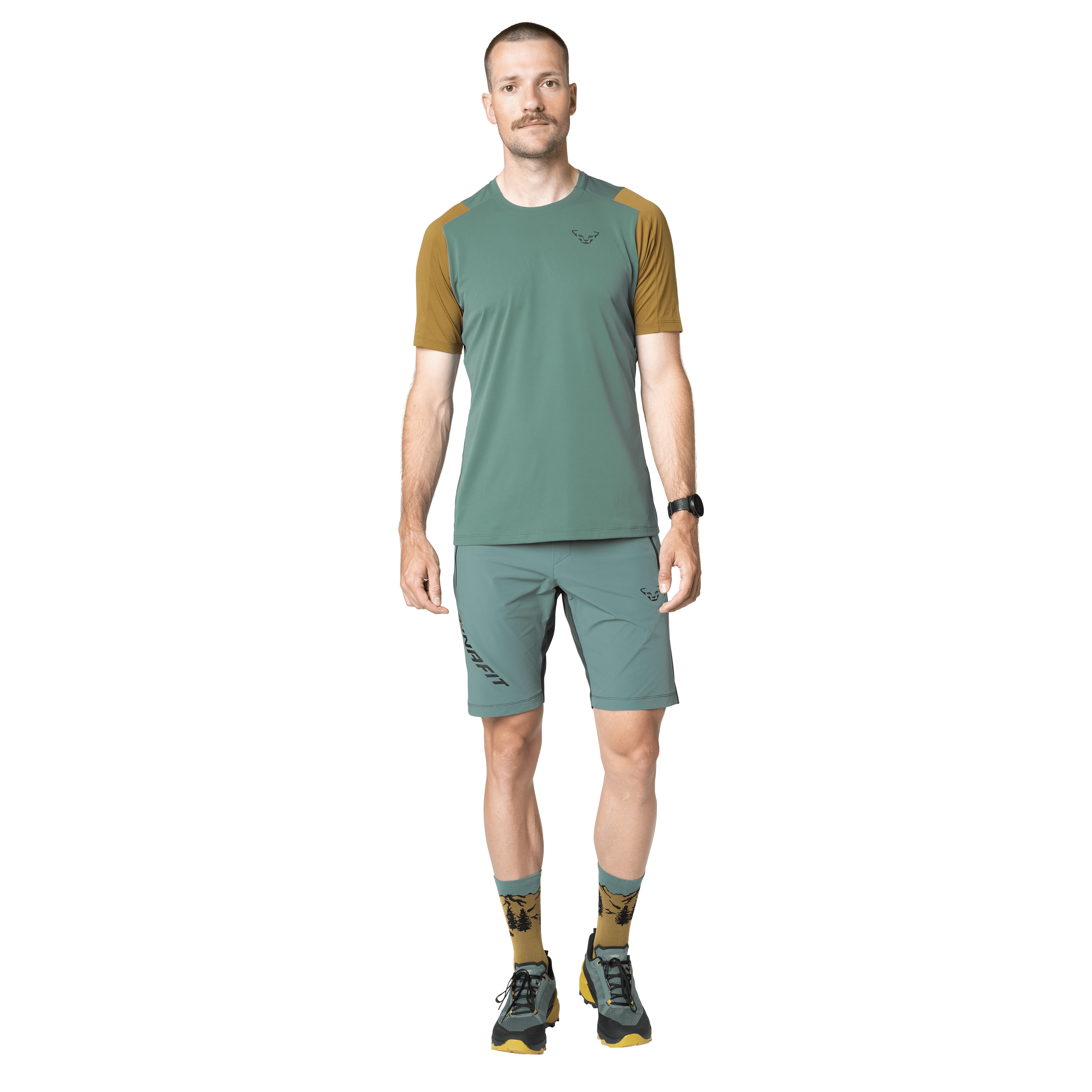 Transalper Short-Sleeved Shirt Men on_body image