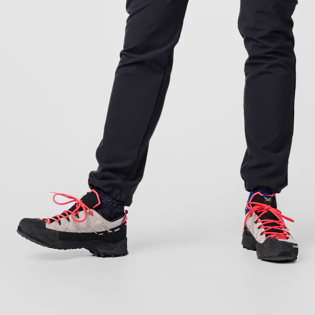 Wildfire 2 Gore-Tex® Shoe Women on_body image
