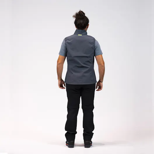 CESANO SW M VST on_body image