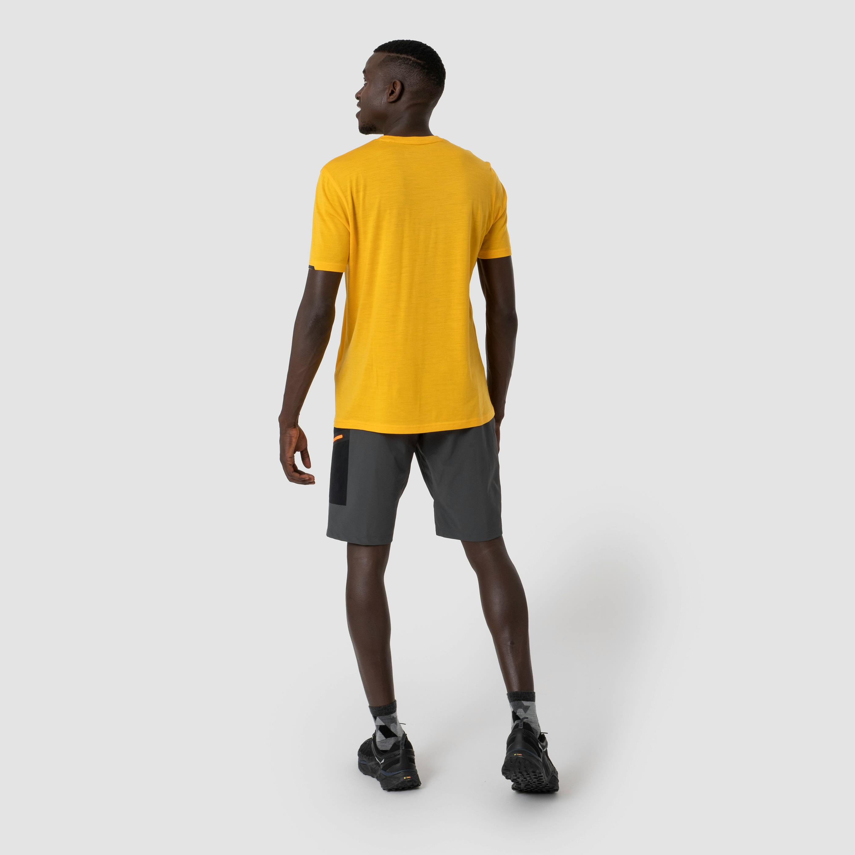 Pedroc Durastretch Bermuda Herren  on_body image