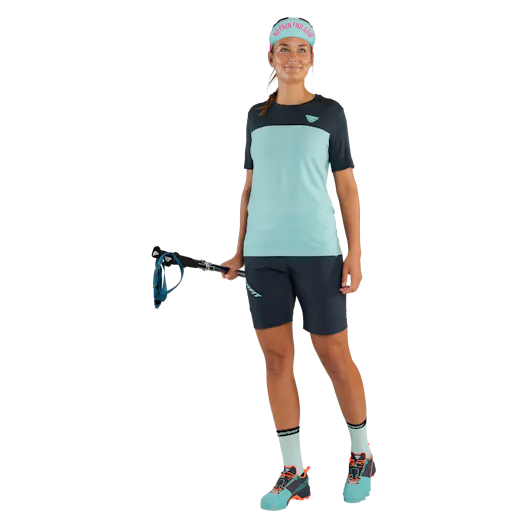 Traverse S-Tech Shirt Women on_body image