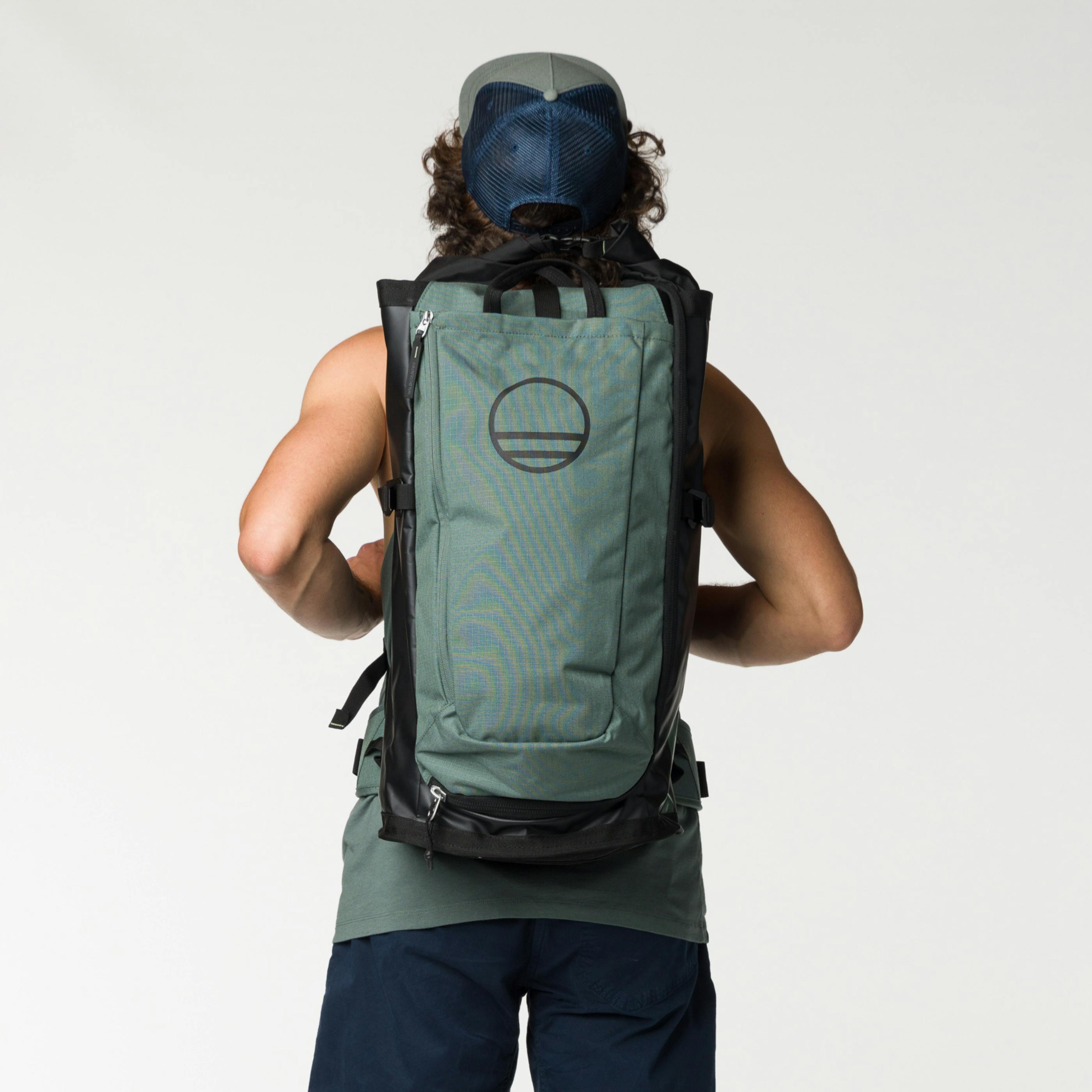 Crag Hauler 40 Rucksack perspective_view image