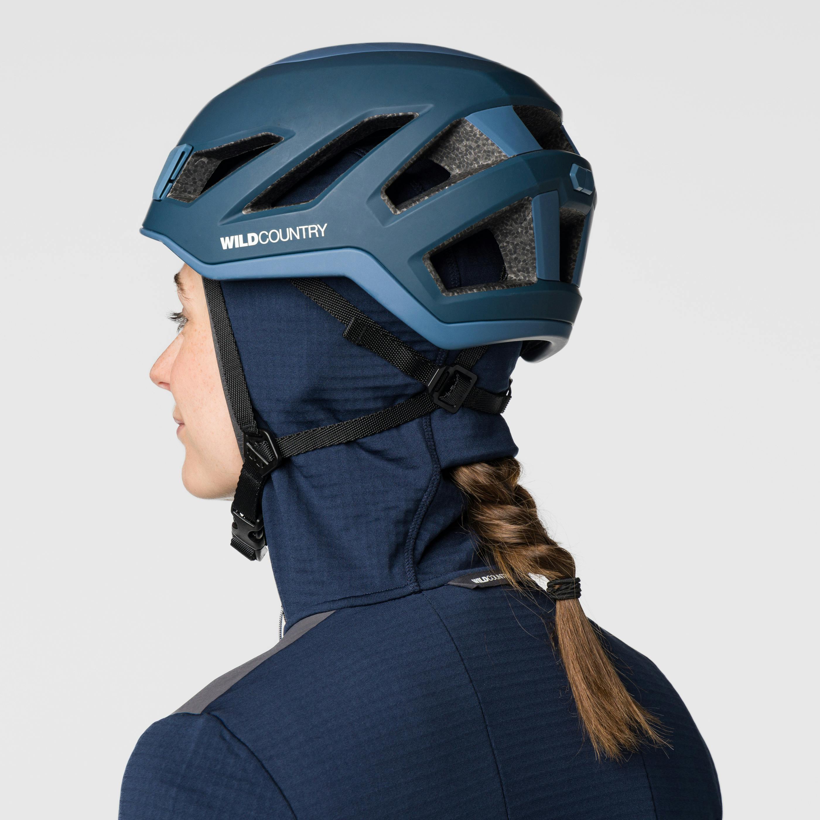 Session Pro Hoody Woman on_body image