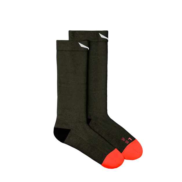 Mountain Trainer Merino Crew Socks Women still image