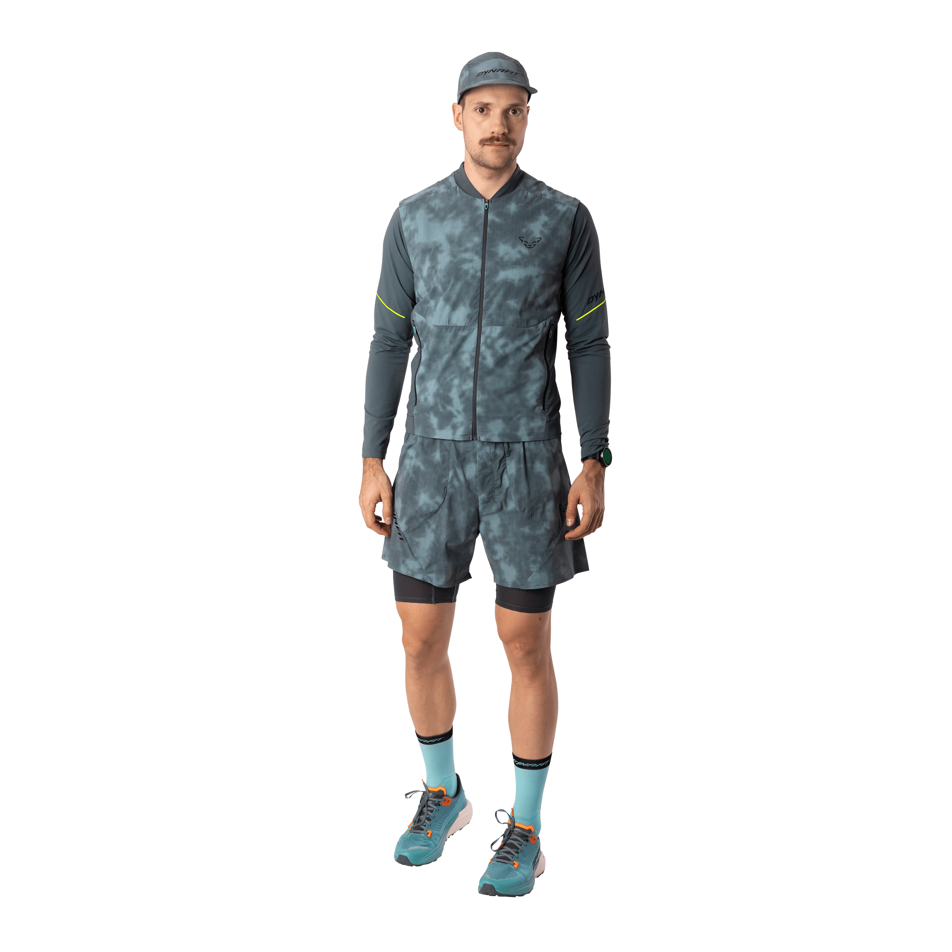 Trail Reflective Insulation Vest Men on_body image