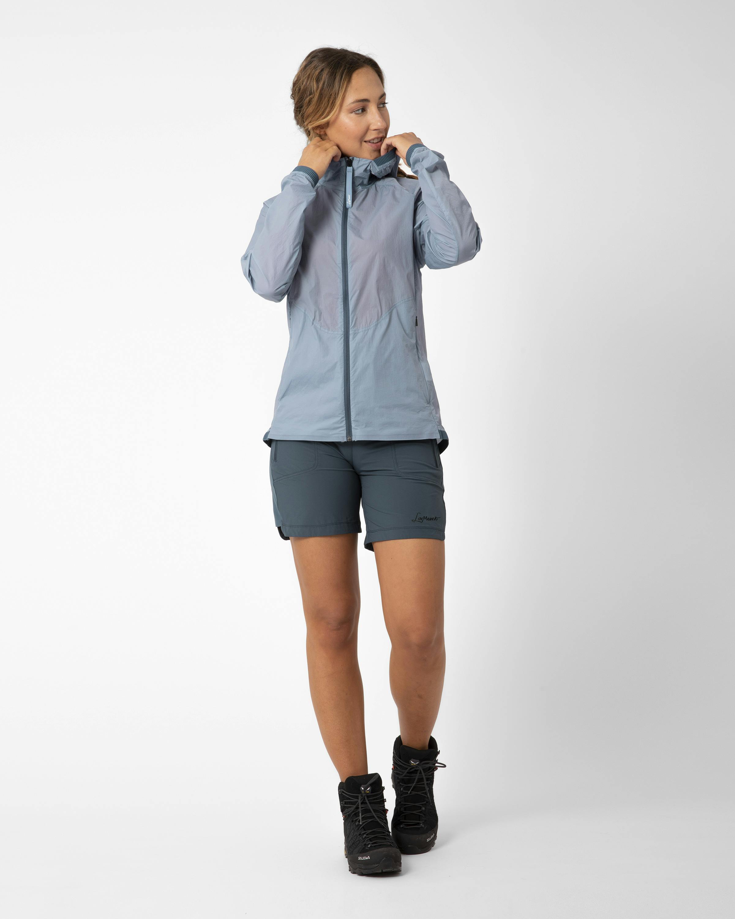 Marina Windjacke perspective_view image