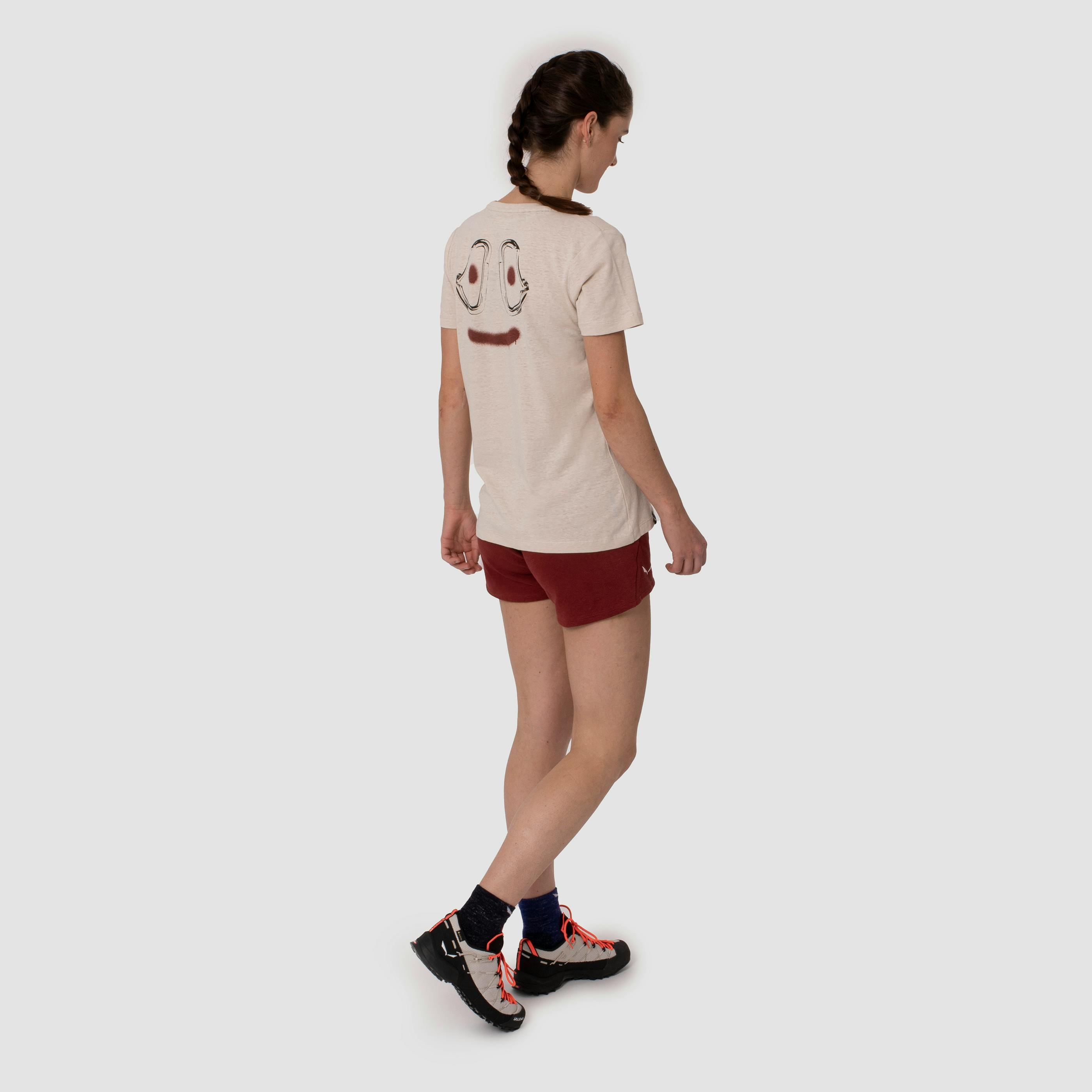 Lavaredo Hemp Train Shorts Damen on_body image