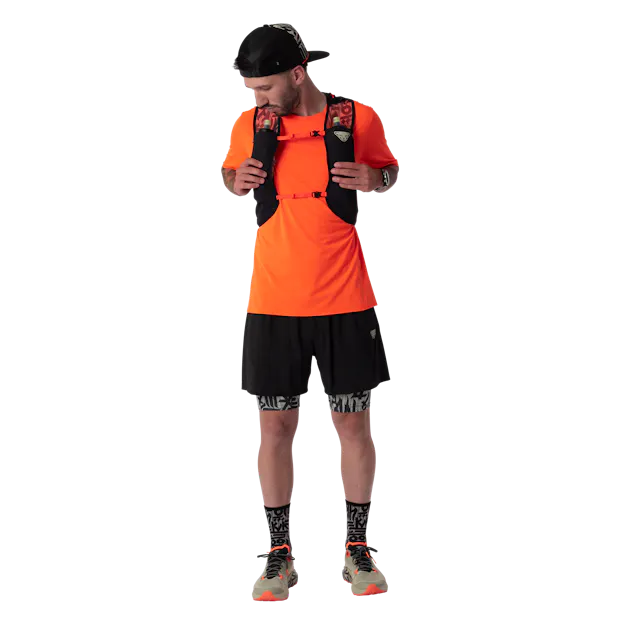 Trail 6 Running Vest on_body image