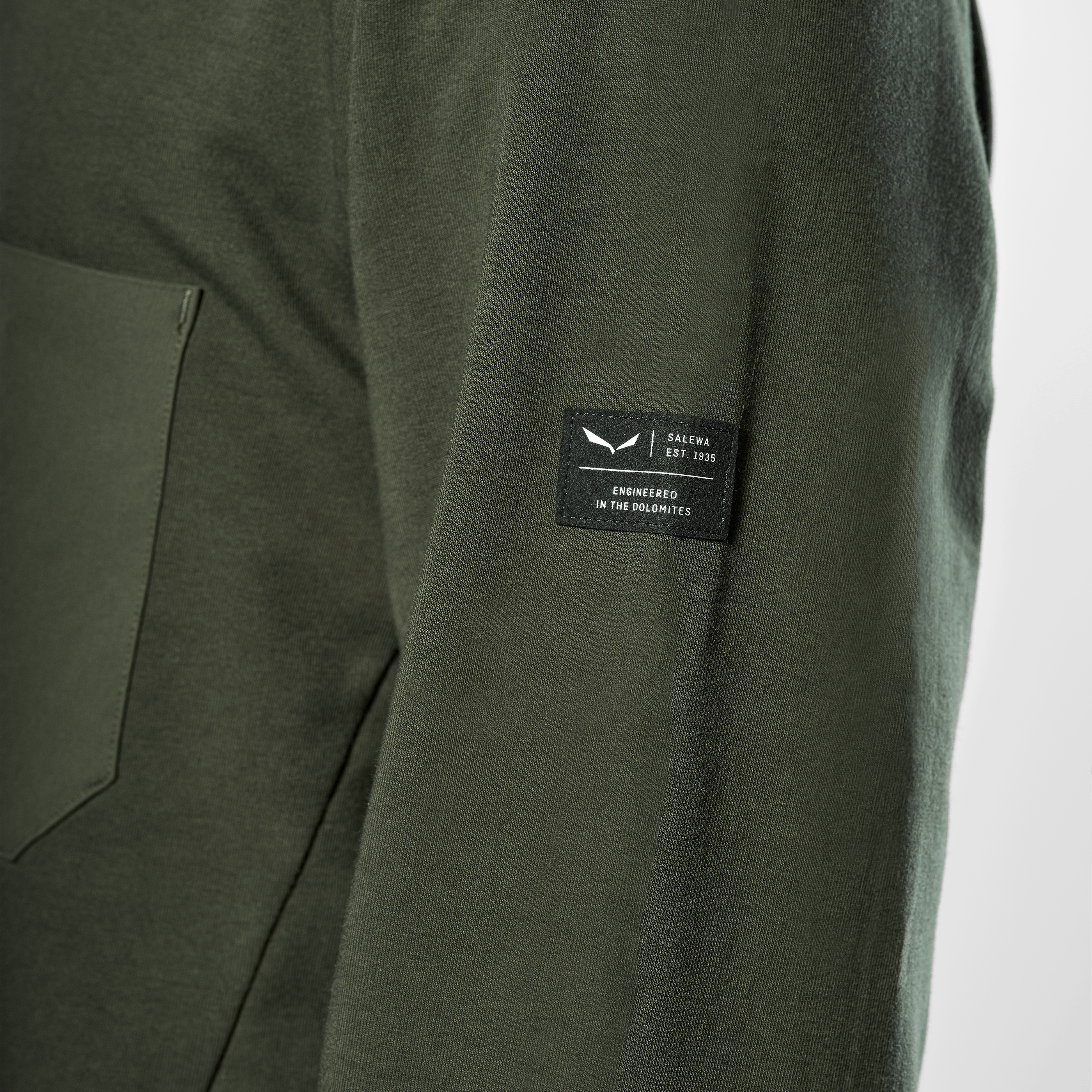 Fanes Dry Pullover Men tech_detail image