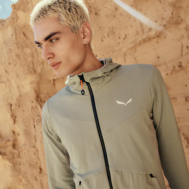 Puez Merino Durastretch Felpa con Cappuccio Uomo action_shot image