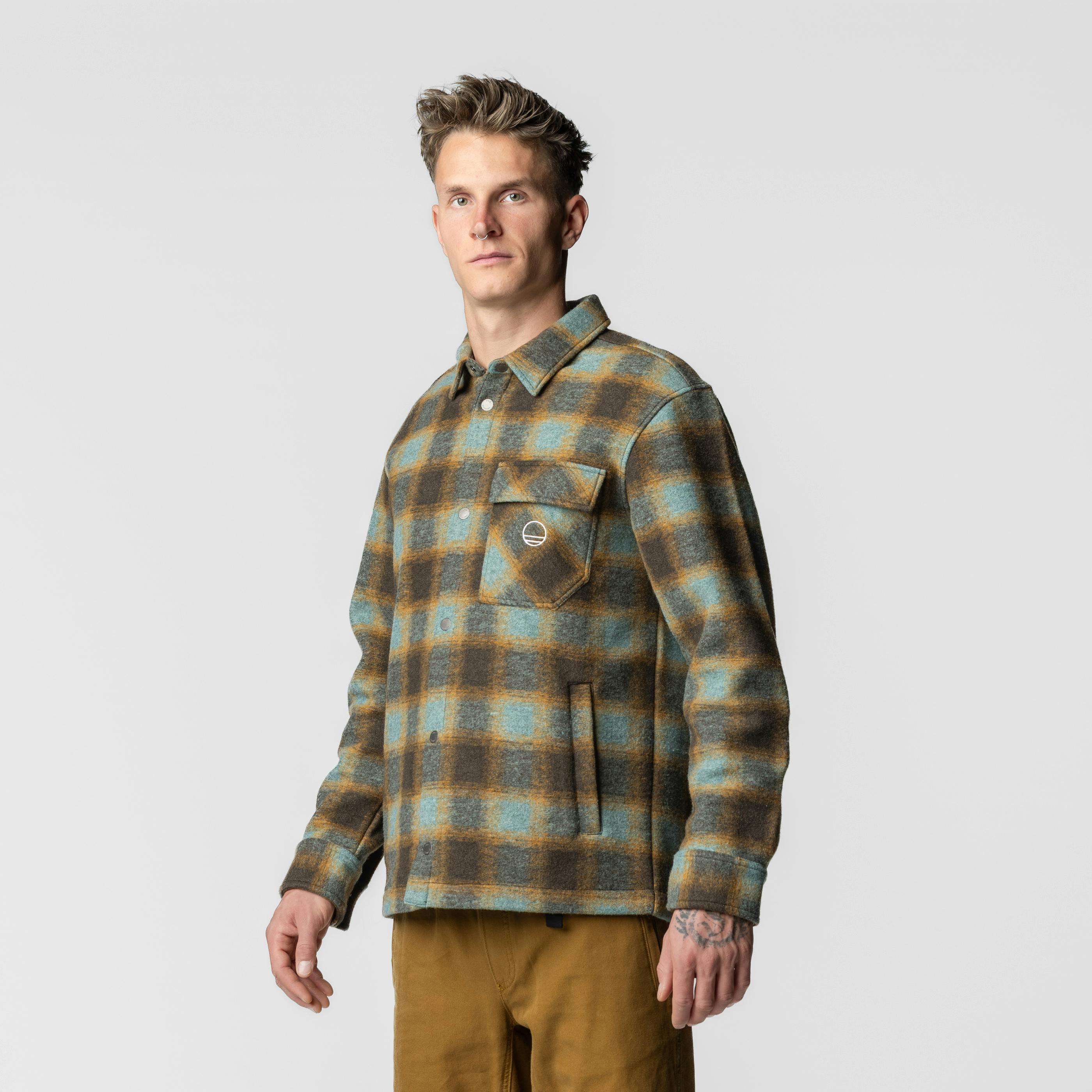 Movement Unisex-Jacke on_body image